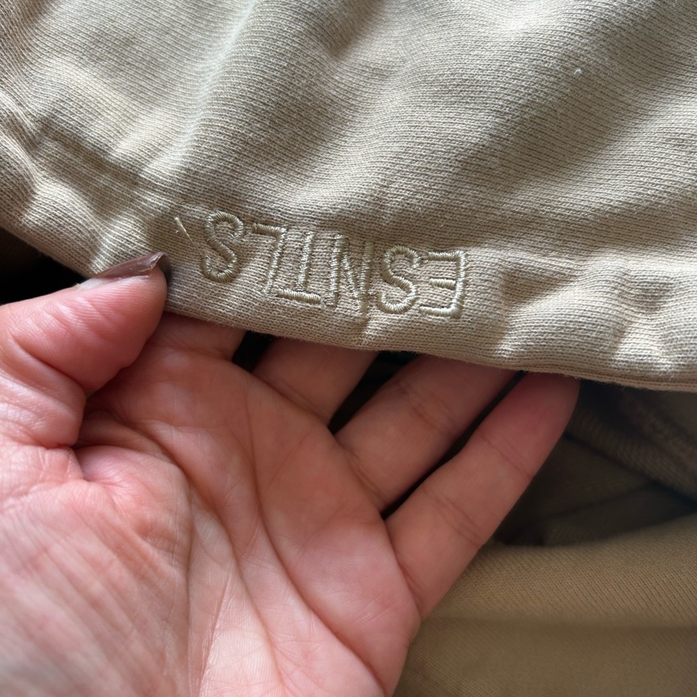 ESNTLS sand hoodie sz M - Picture 7 of 12
